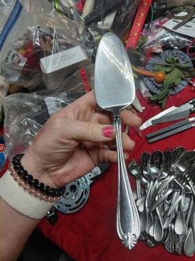 vintage collectible is a silver pie or cake server, Royal Gallery 18/8 Korea